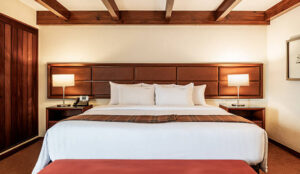 hotel-suite